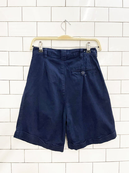 vintage 90s wolverine world adventurer pleated shorts - good market thrift store