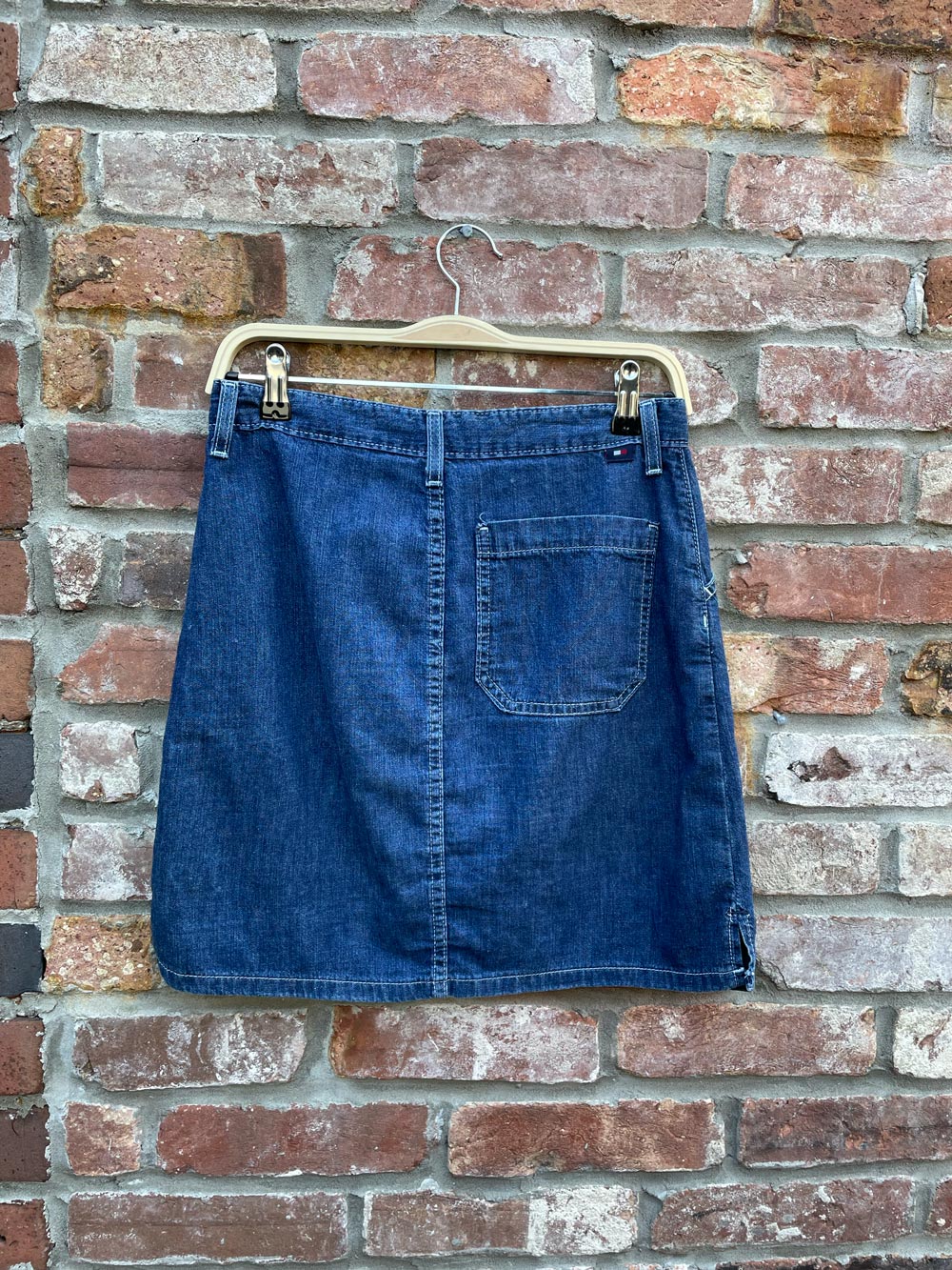 vintage 00s tommy hilfiger denim mini skirt