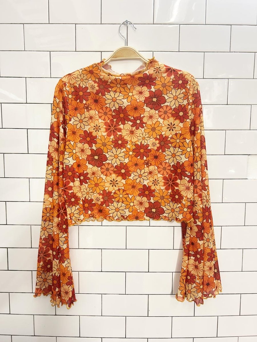 retro flared sleeve floral mesh top - good market thrift store