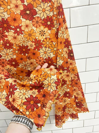 retro flared sleeve floral mesh top - good market thrift store