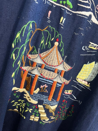 vintage 60s health 100% raw silk embroidered robe - good market thrift store