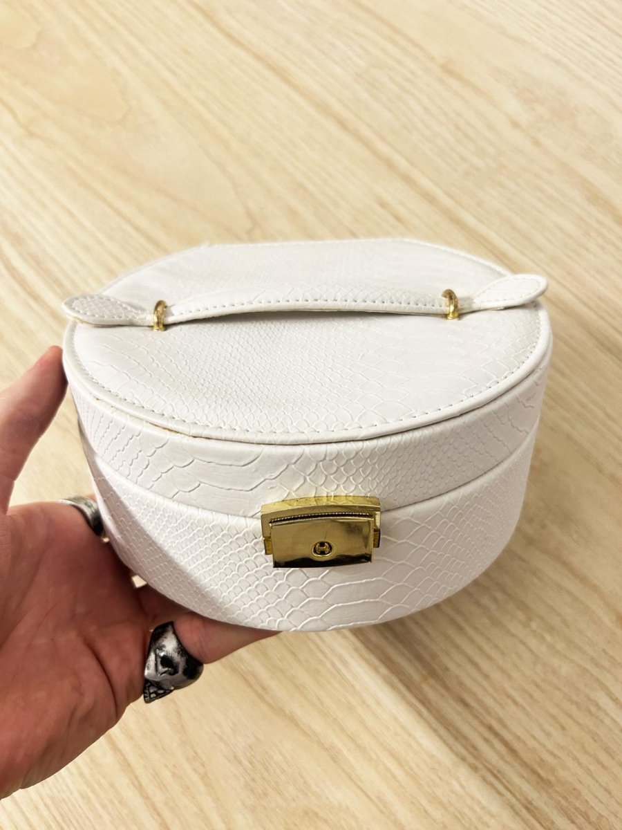 vintage 90s sears leather lockable make up box - good market thrift store