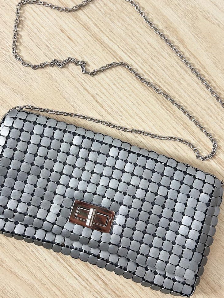 vintage 00s mia deluca metal link crossbody bag - good market thrift store