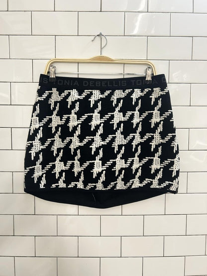 tonia debellis large houndstooth mini ski skirt - good market thrift store