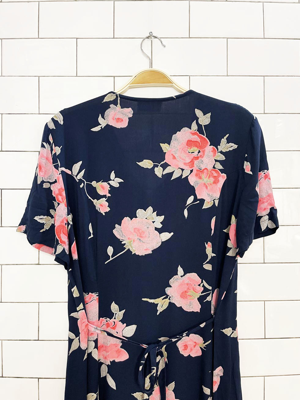vintage 00s nice day floral full button tie back midi dress