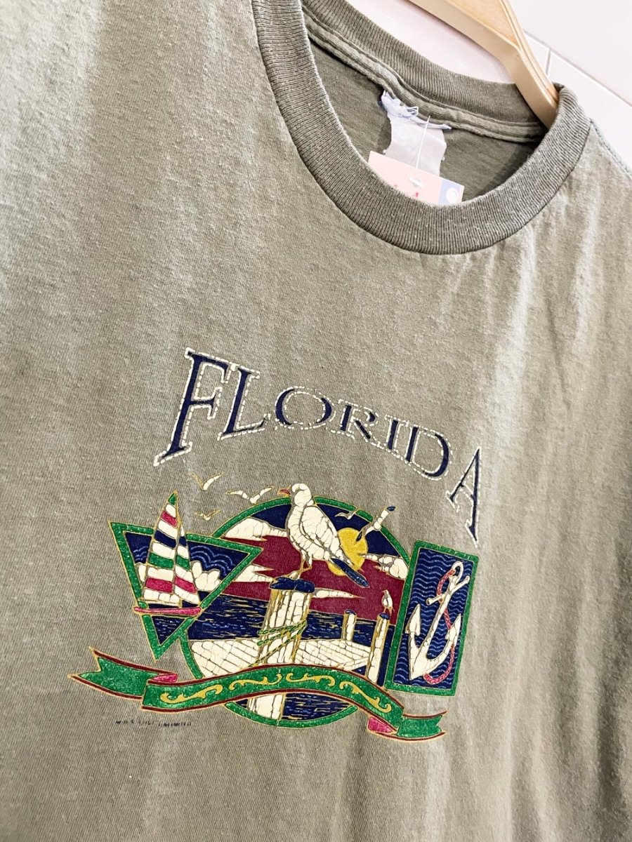 vintage florida grapic tee - good market thrift store