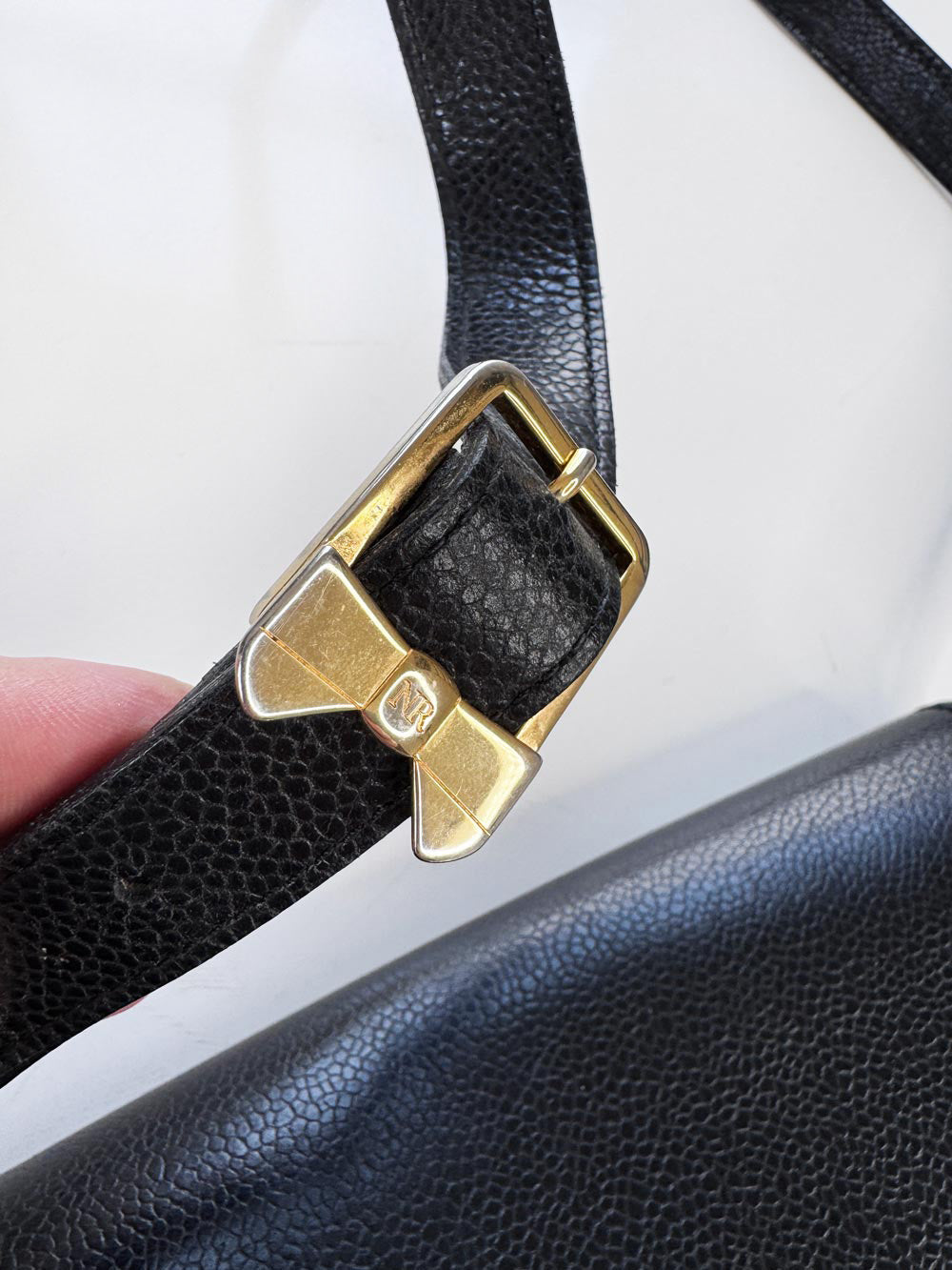 vintage nina ricci bow turn lock leather bag