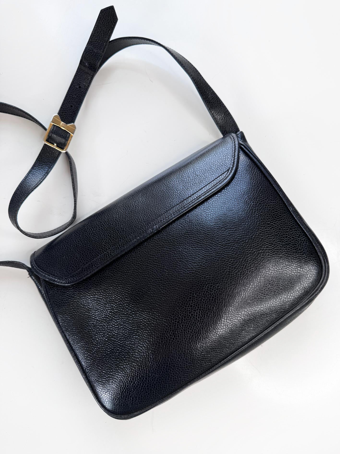 vintage nina ricci bow turn lock leather bag
