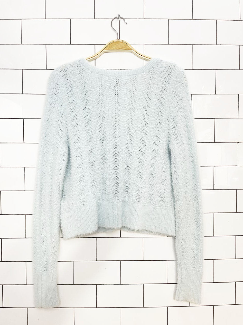 abercrombie & fitch pointelle knit fuzzy cropped cardigan | soft af