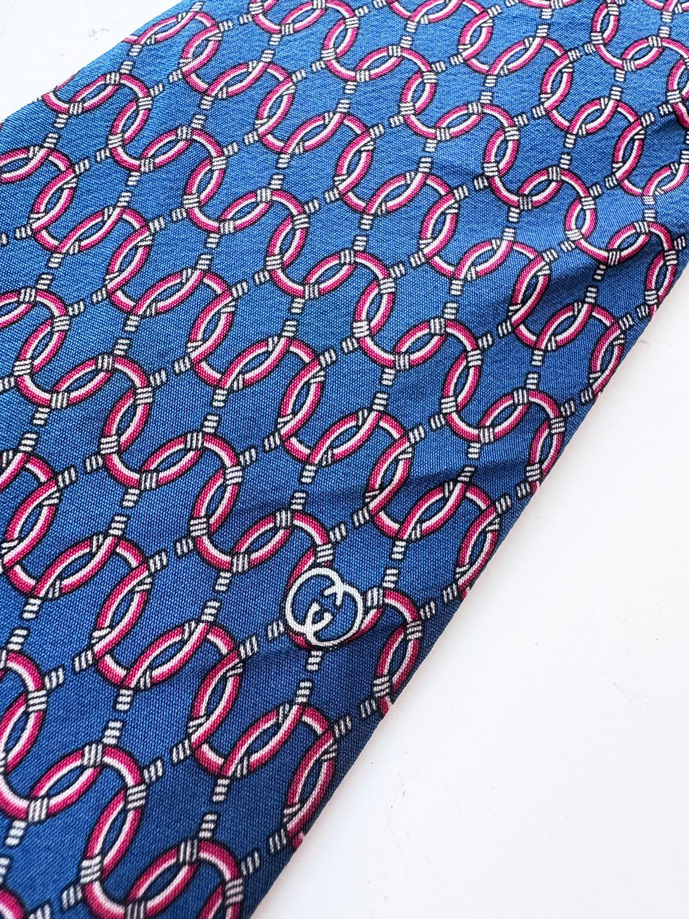 vintage gucci 100% silk necktie