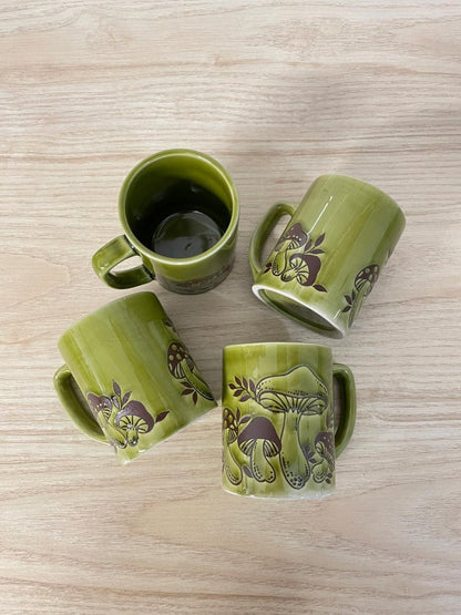 x4 vintage 70s japanese mushroom mug set - good market thrift store