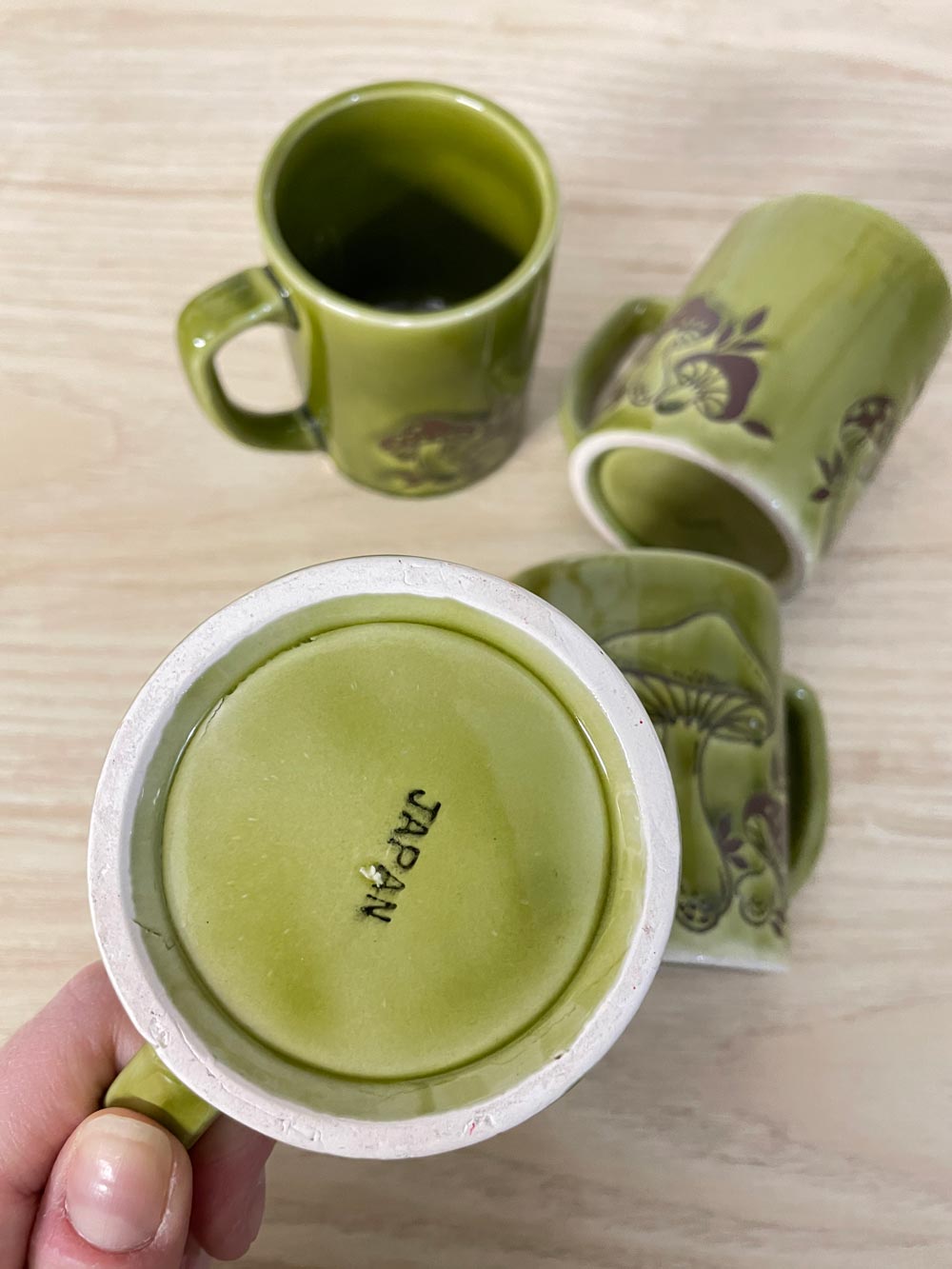 x4 vintage 70s japanese mushroom mug set - good market thrift store