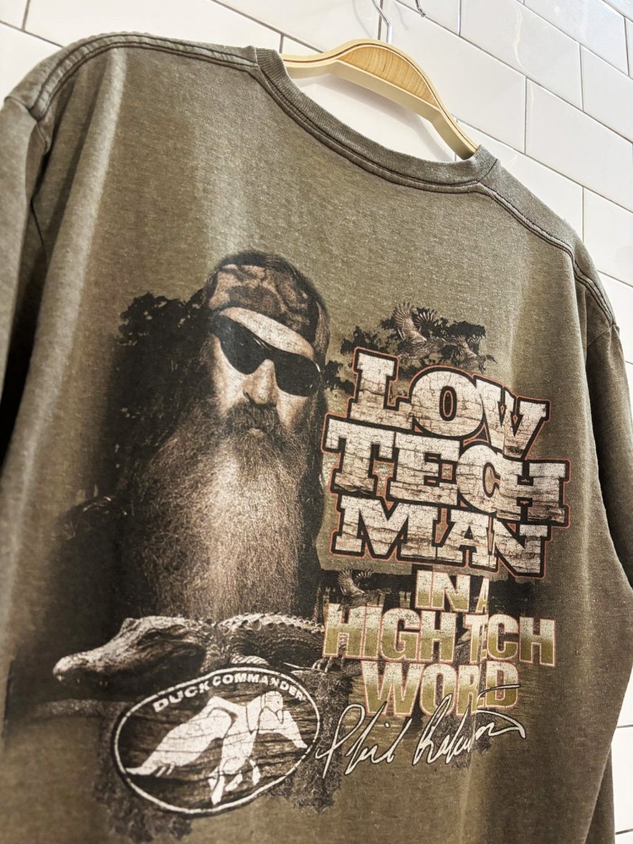 vintage duck commander graphic tee - good market thrift store