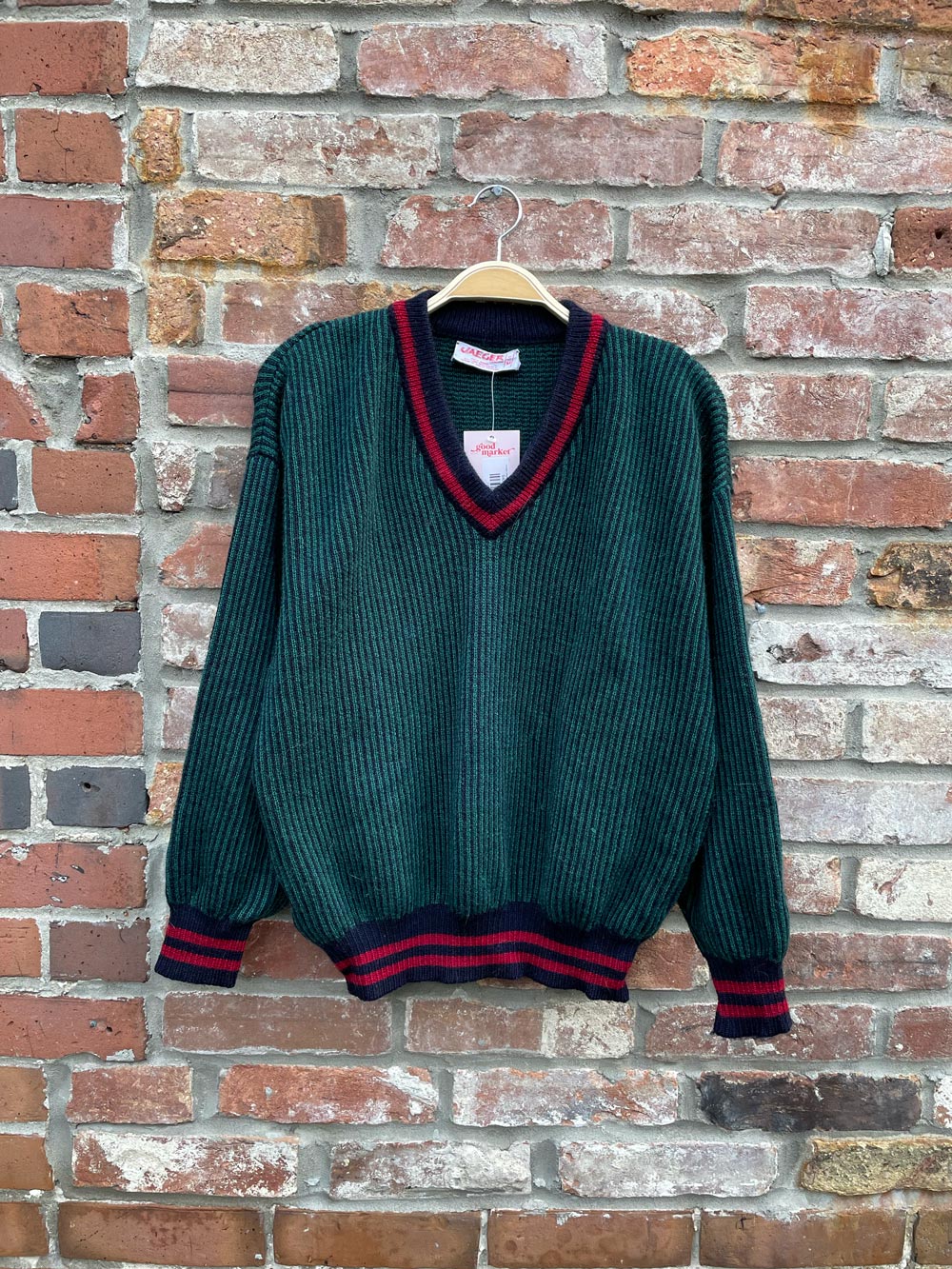 vintage jaeger 100% wool tennis v-neck sweater
