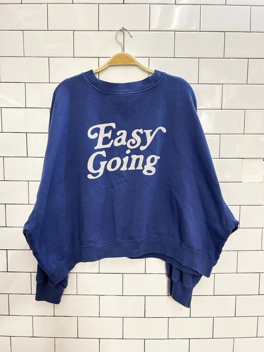 old navy oversized boxy crop laid back graphic sweatshirt - good market thrift store