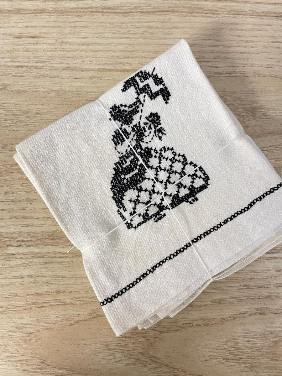 x2 vintage hand cross stitched tea towels - good market thrift store