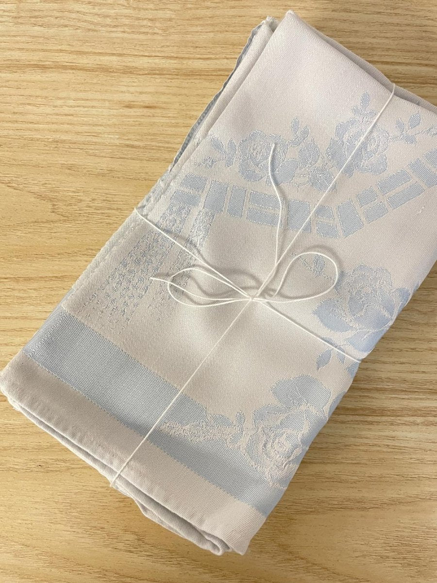 x6 vintage blue rose napkins - good market thrift store
