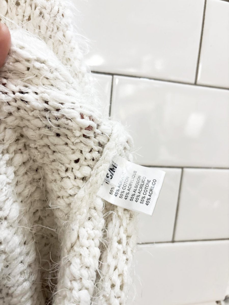 28 | 29 cotton - blend loose knit v - neck sweater - good market thrift store