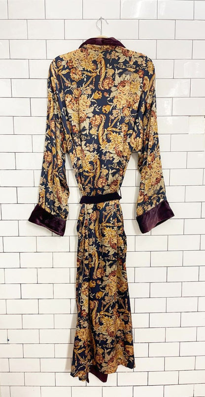vintage amour de nuit 100% silk robe with velvet trim - good market thrift store