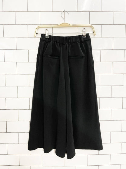 uniqlo pleated wide leg culottes - good market thrift store
