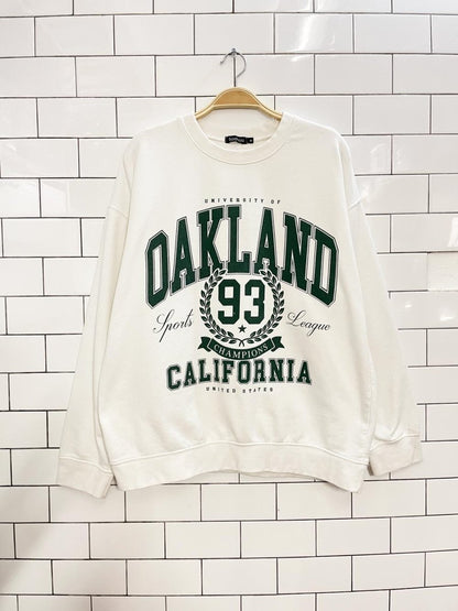 boohoo oakland california varsity graphic sweatshirt - good market thrift store