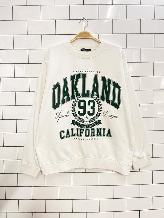boohoo oakland california varsity graphic sweatshirt - good market thrift store
