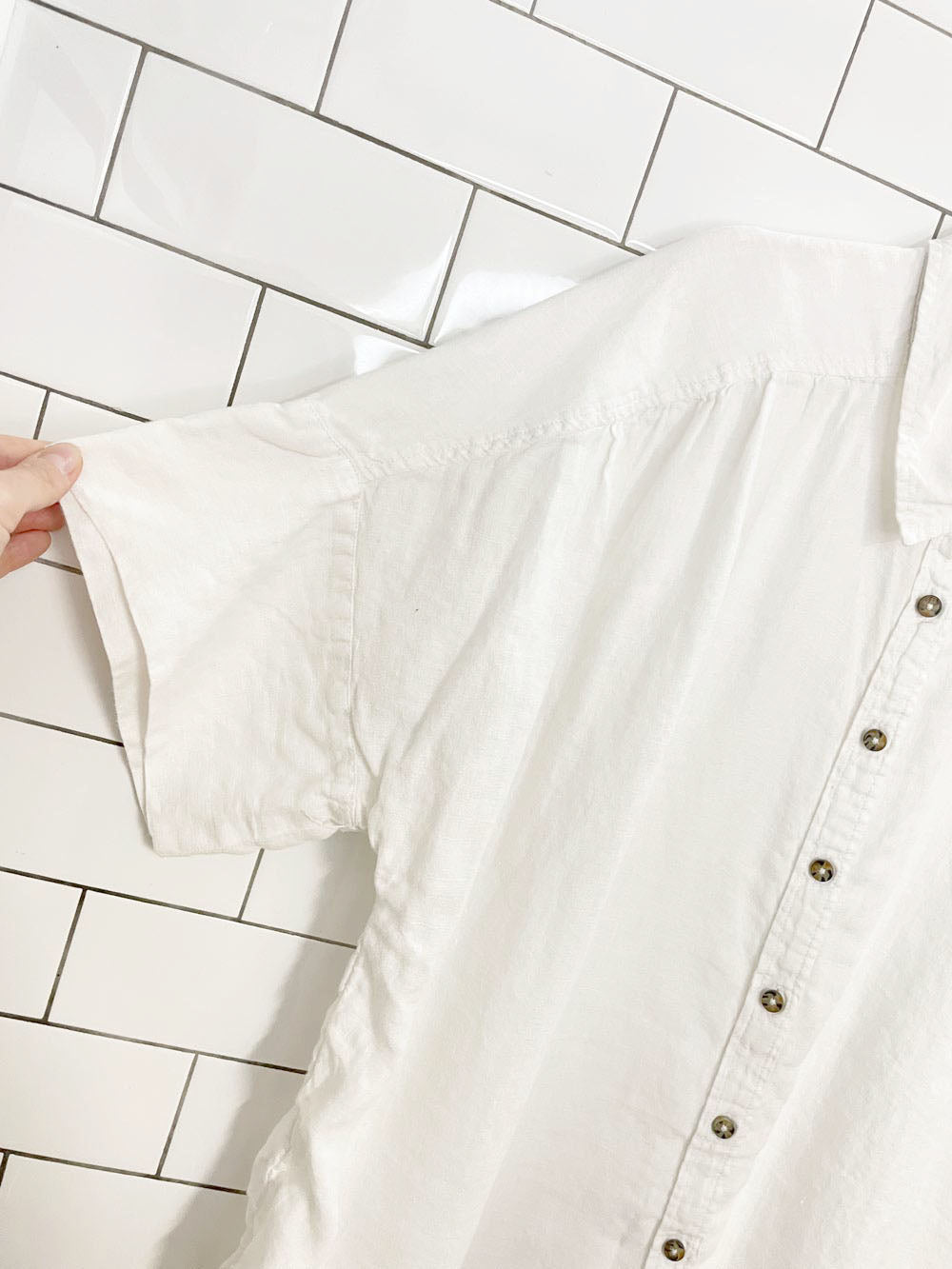 j crew x baird mcnutt 100% irish linen pleated boxy full button shirt | made in india
