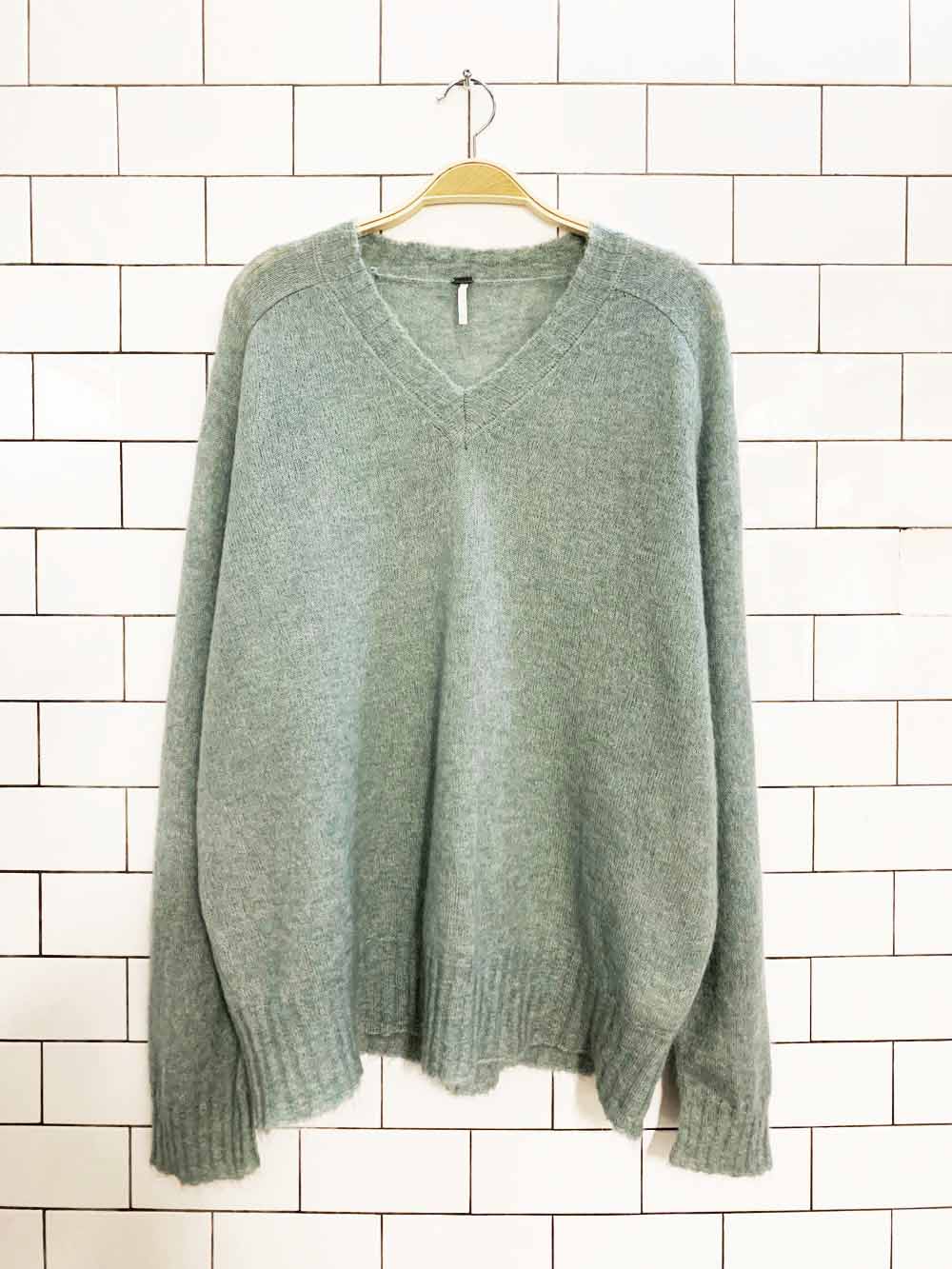 yfb mohair-wool blend v-neck light knit sweater | young fabulous & broke