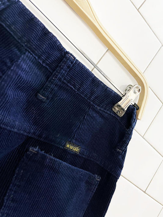 vintage 70s wrangler corduroy bell bottom pants | lightening zipper