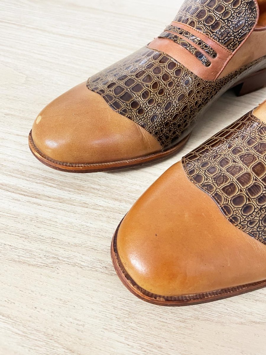 vintage handmade by EG snakeskin leather loafers - good market thrift store