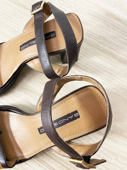 vintage 00s bandolino exit leather buttercup heeled sandals | made in Brazil - good market thrift store