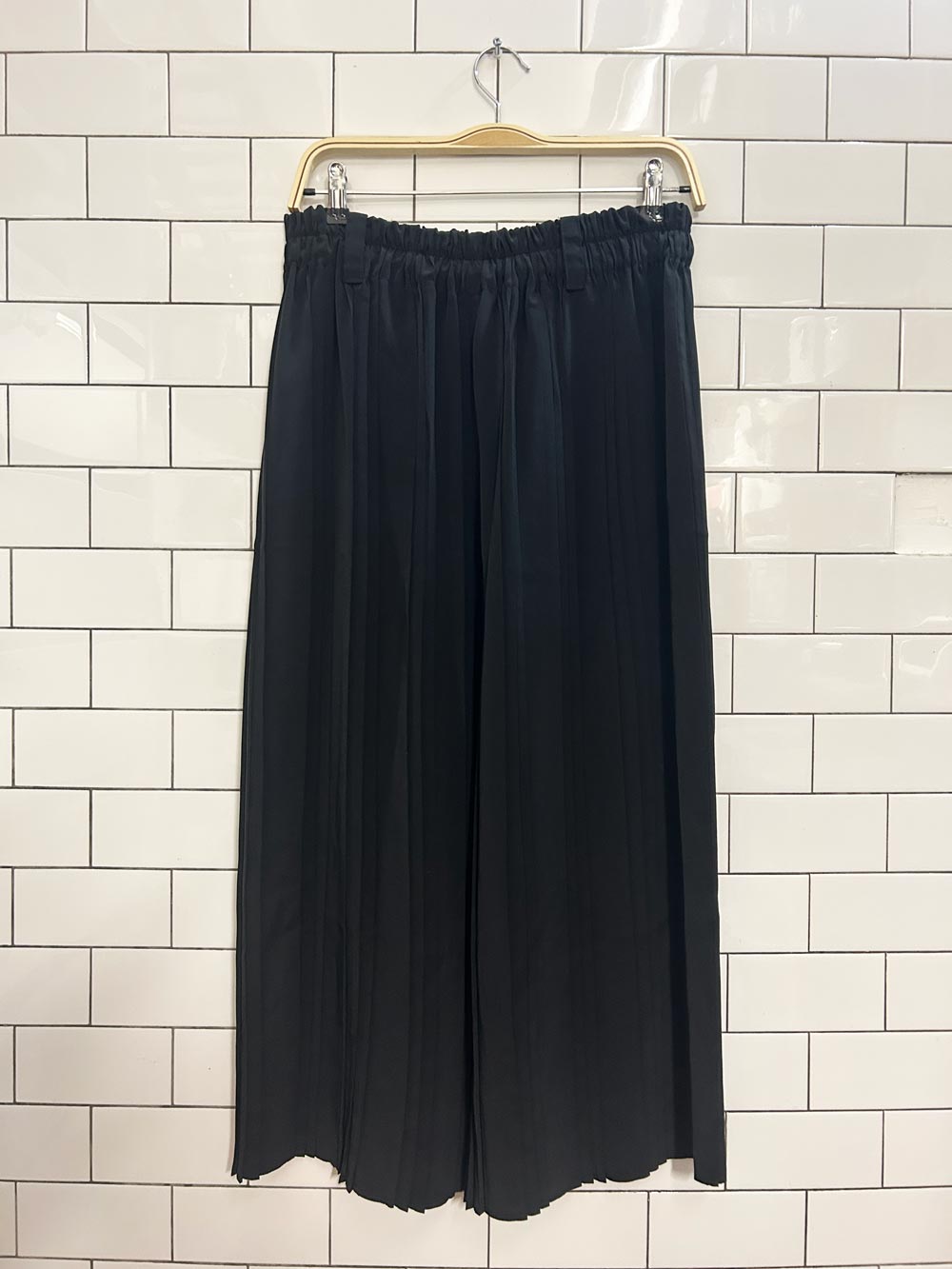 vintage pleated wide leg pants - good market thrift store