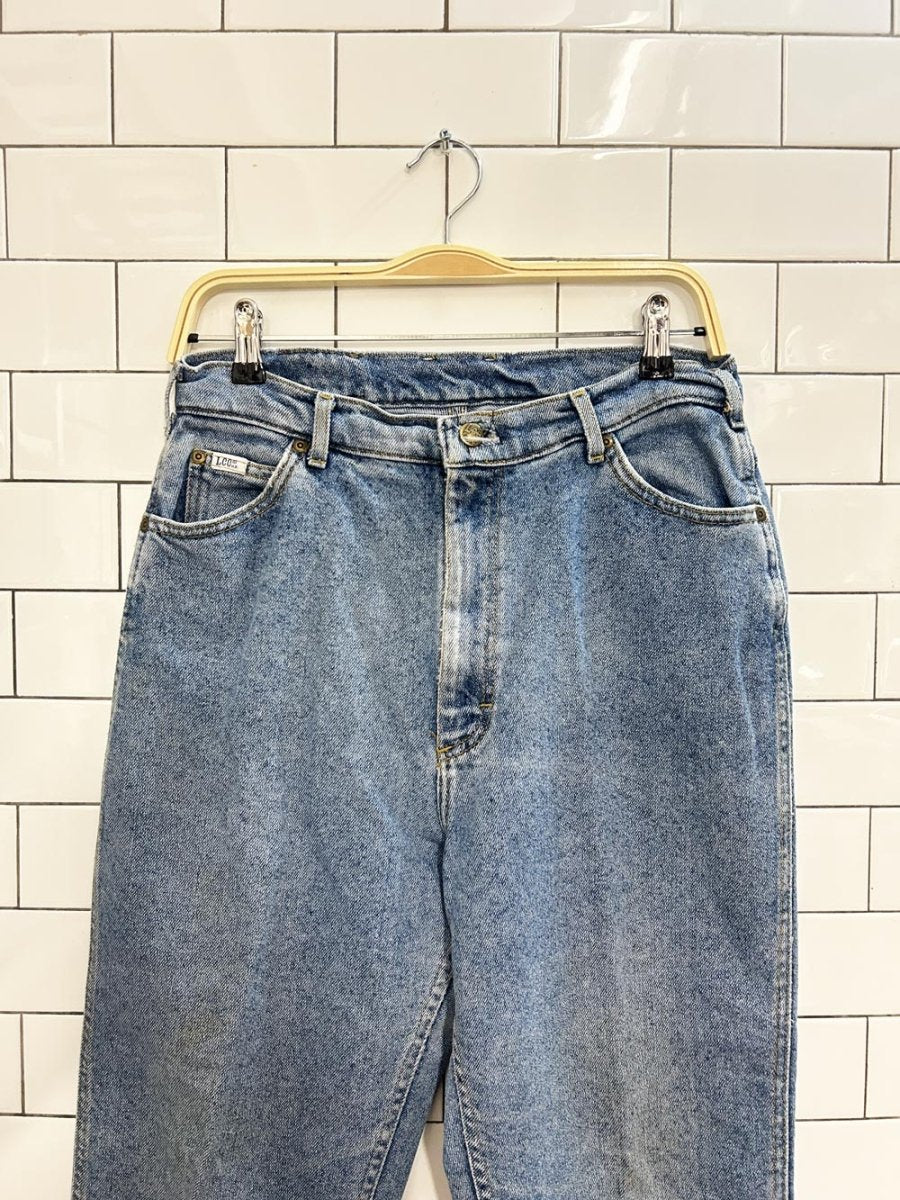 vintage 90s lee straight jeans - good market thrift store