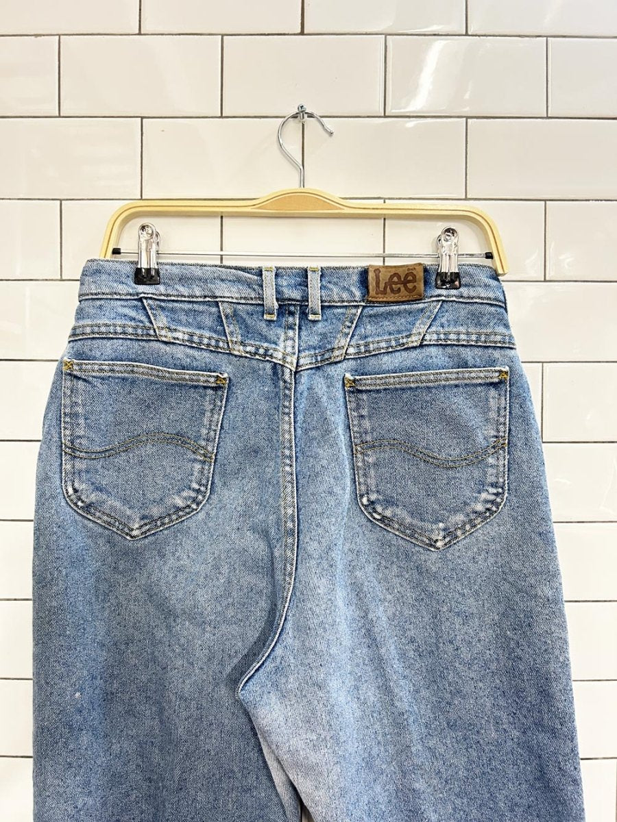 vintage 90s lee straight jeans - good market thrift store