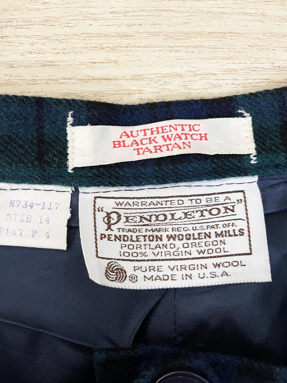vintage 80s pendleton 100% virgin wool authentic tartan plaid shorts | made in USA