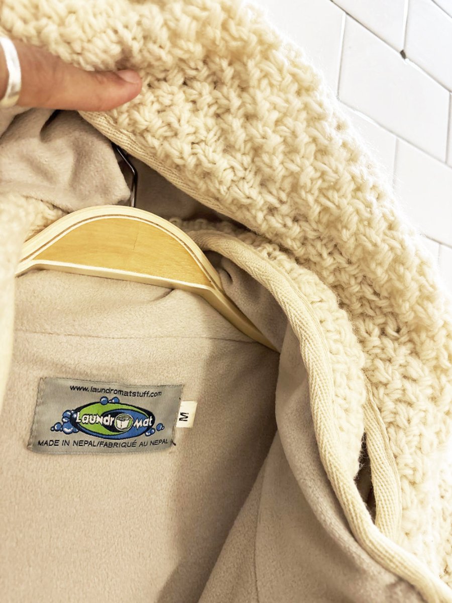 vintage 90s laundromat 100% wool knit hooded sweater jacket - good market thrift store