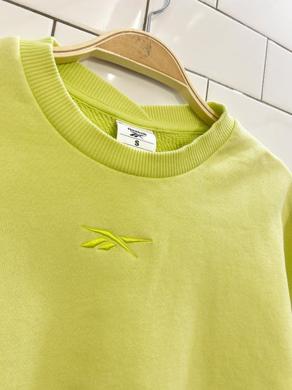 reebok oversized cropped boxy logo crew - good market thrift store