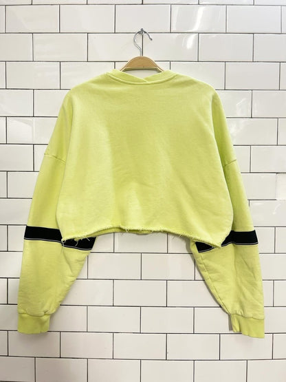 reebok oversized cropped boxy logo crew - good market thrift store