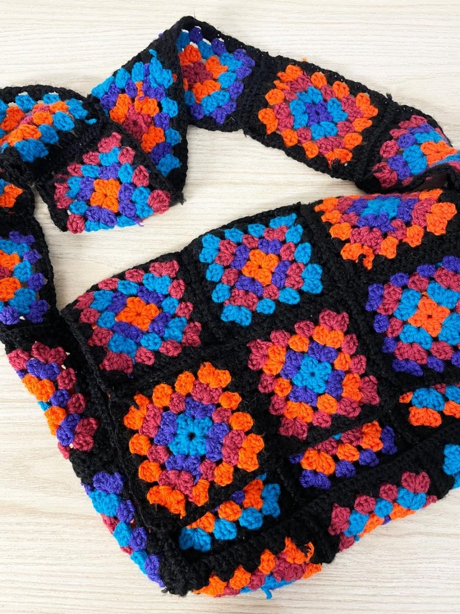 vintage retro granny square crochet crossbody bag - good market thrift store