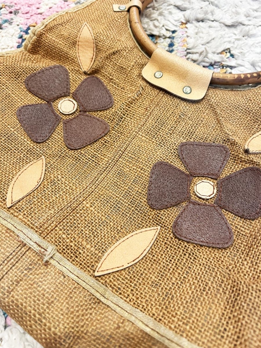 vintage 70s burlap floral handbag - good market thrift store