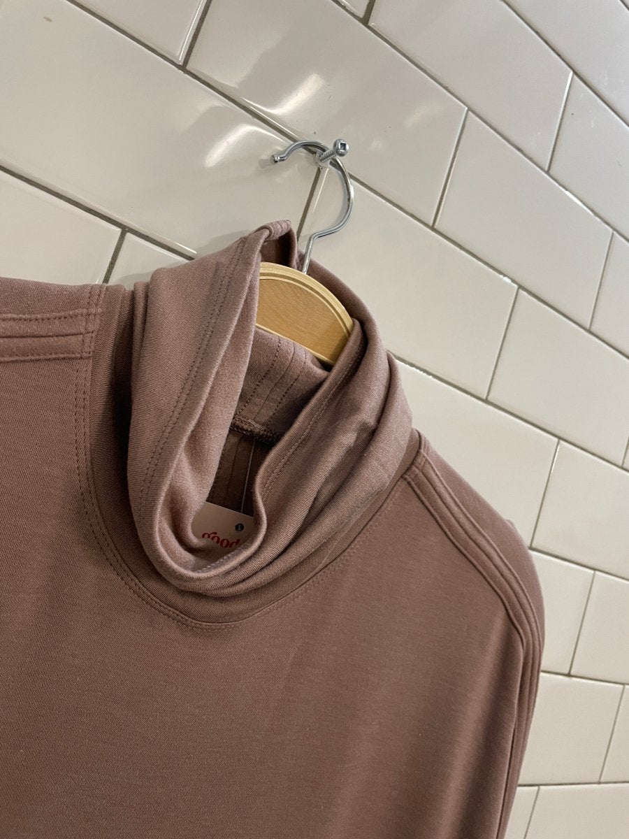 kit and ace burrow turtleneck - good market thrift store