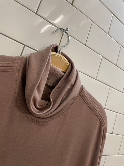 kit and ace burrow turtleneck - good market thrift store