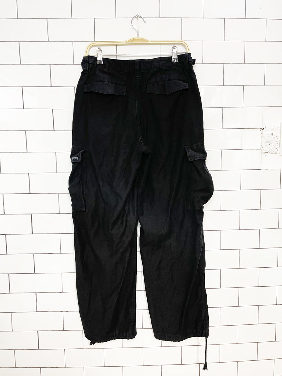 tna surplus division cargo parachute pant | aritzia