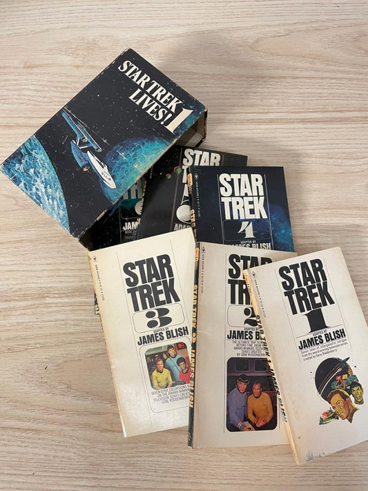 vintage 1967 star trek 6 - book set - good market thrift store