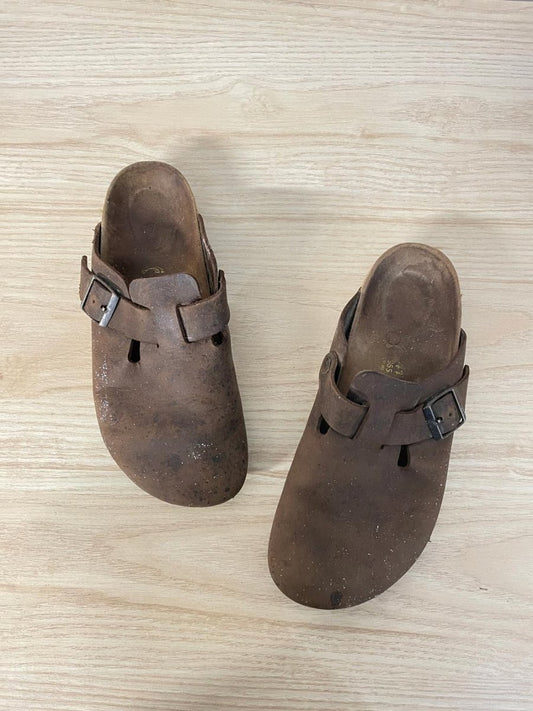 birkenstock oiled leather boston clog - good market thrift store