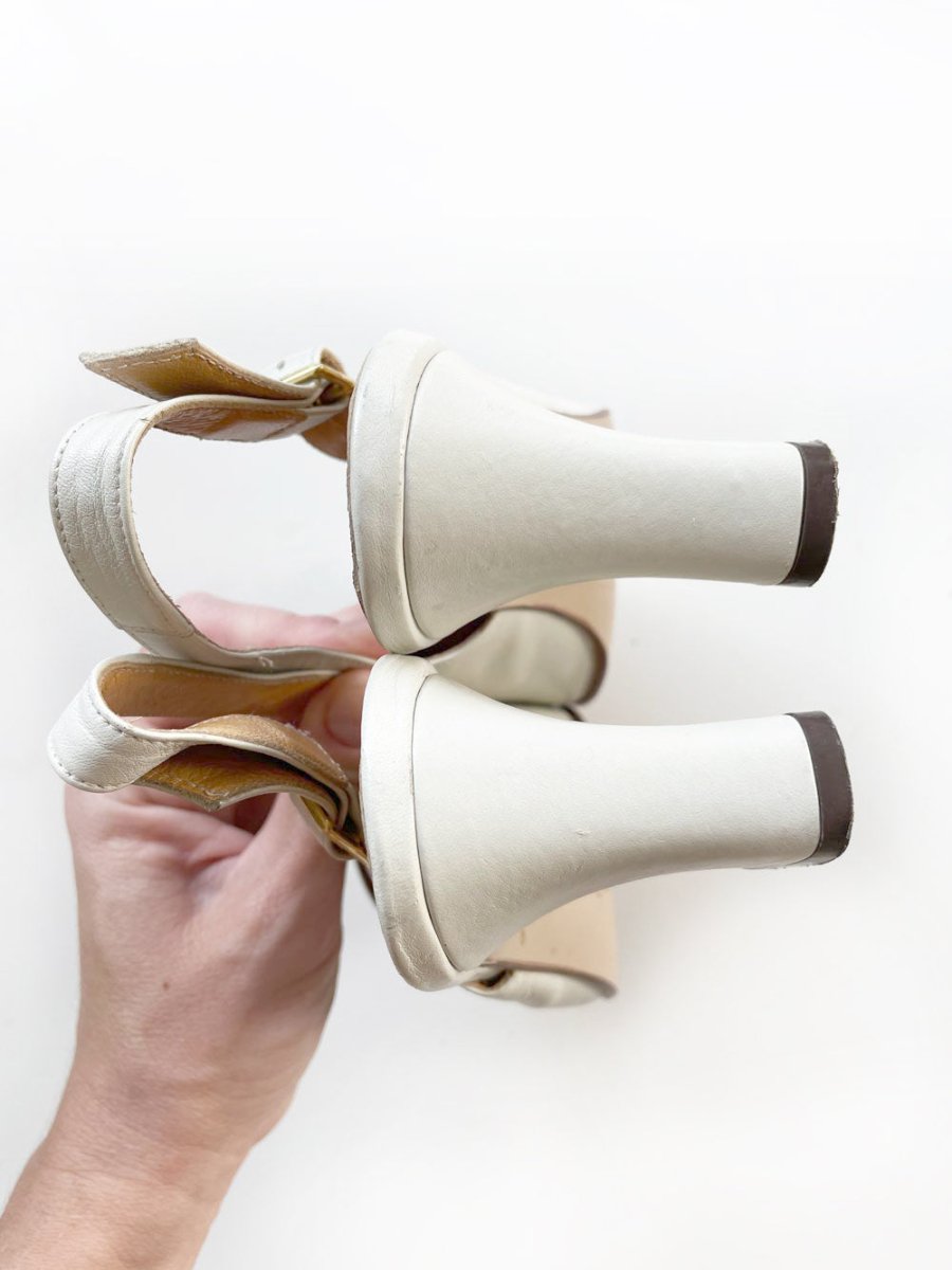 vintage valentino leather slingback heeled square toe shoe | made in Italy - good market thrift store