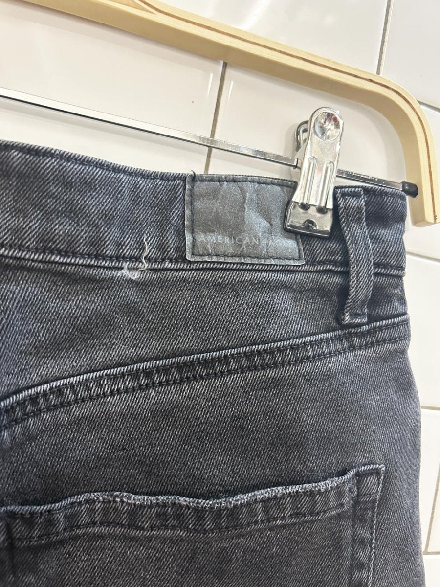 ae high rise cut off denim shorts - good market thrift store