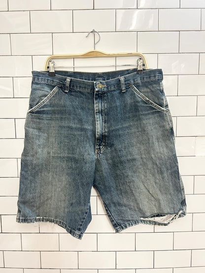 vintage 00s wrangler distressed denim carpenter shorts - good market thrift store