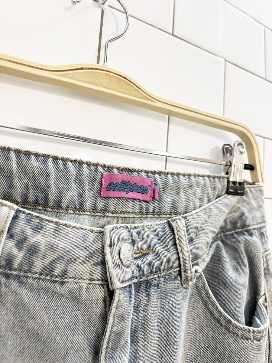 edikted y2k style ribbon pocket wide leg jeans - good market thrift store