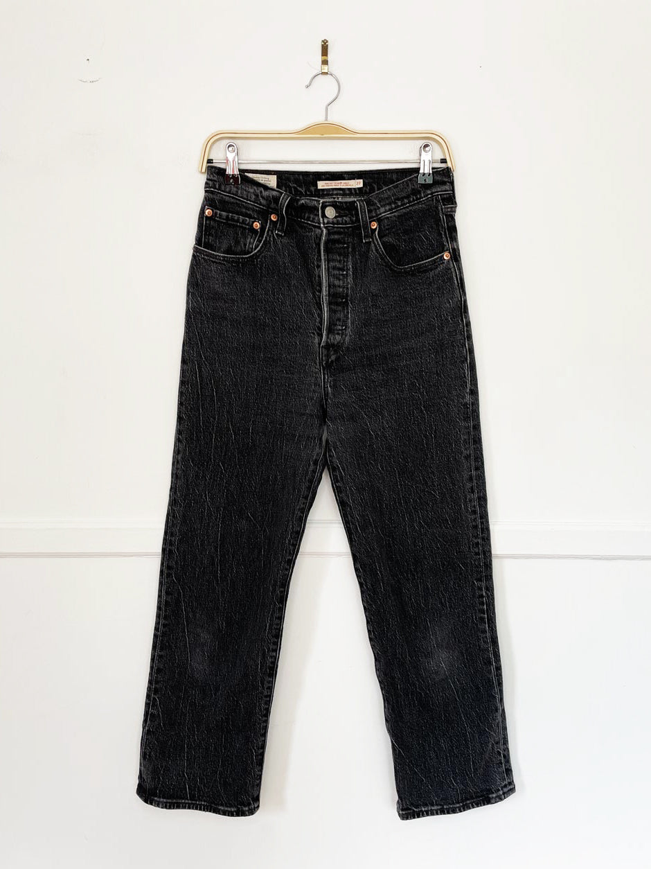 levi's ribcage straight ankle button fly jeans